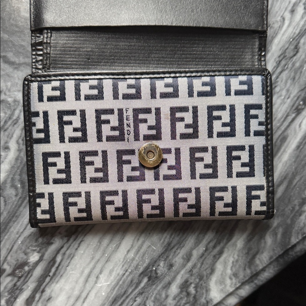 Fendi Monogram Black and White Wallet - Picture 7 of 10